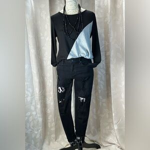 White Birch Women’s Small Black Gray Colorblock Long Sleeve Ribbed Knit Top‎ NWT